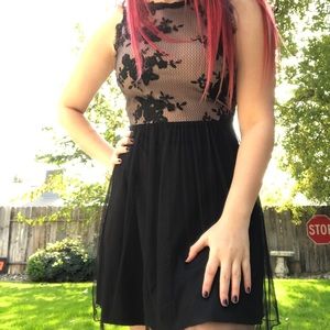 Dusty Pink and Black Mid-Thigh Length Dress